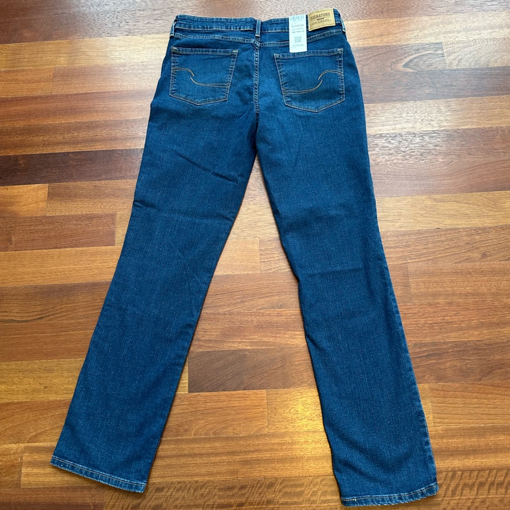 NWT - Levi Strauss Signature Totally Shaping Straight Leg Jeans - Picture 5 of 6